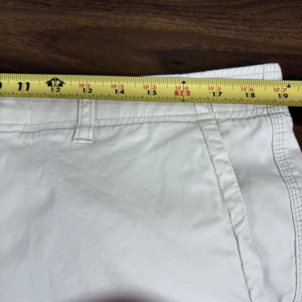 L.L.Bean Classic Fit Stone Tan 8" Inseam Shorts Mens Size 38 Cotton‎ Blend - Picture 8 of 12